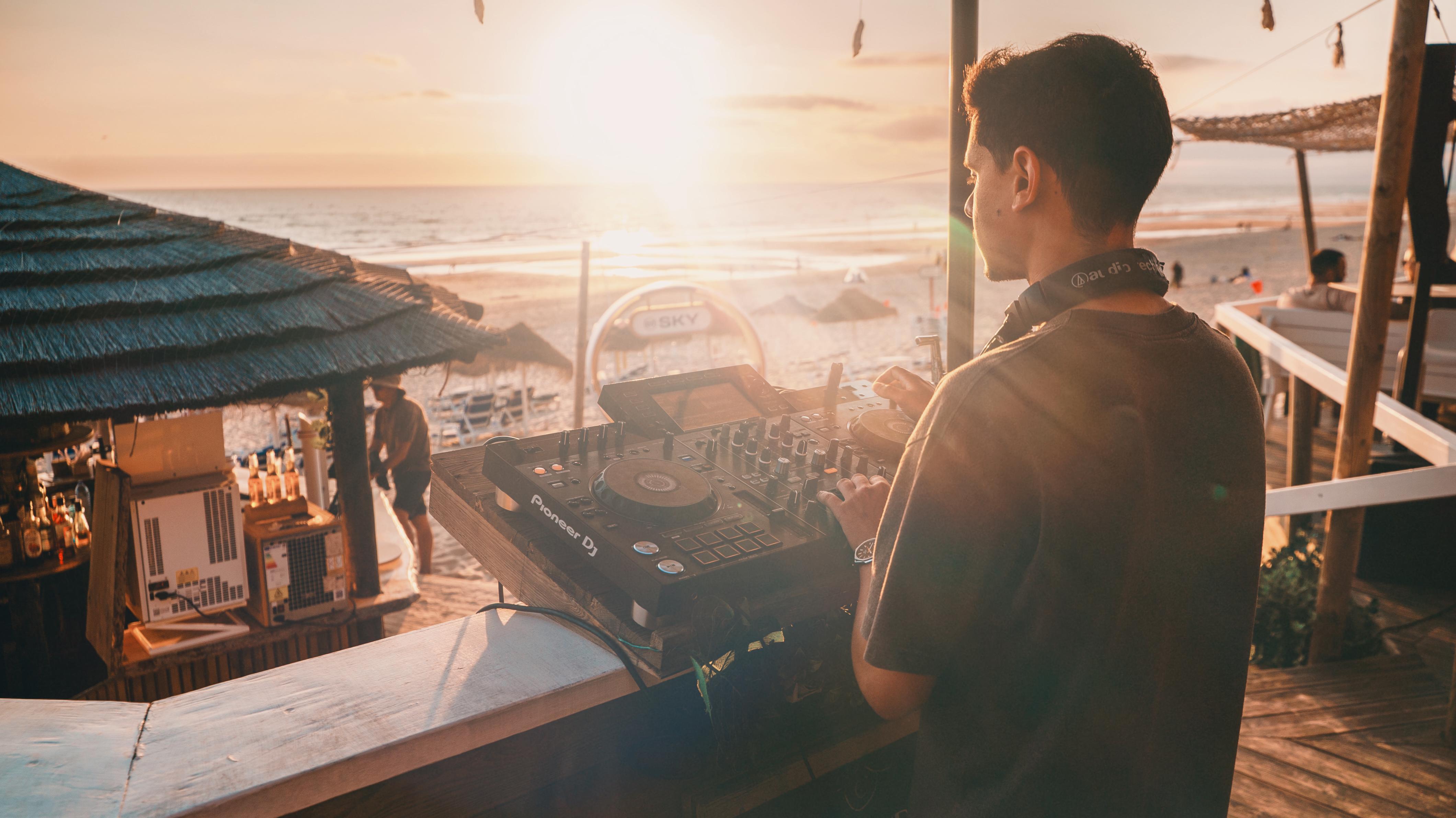Cabana Beach Bar, Fonte da Telha